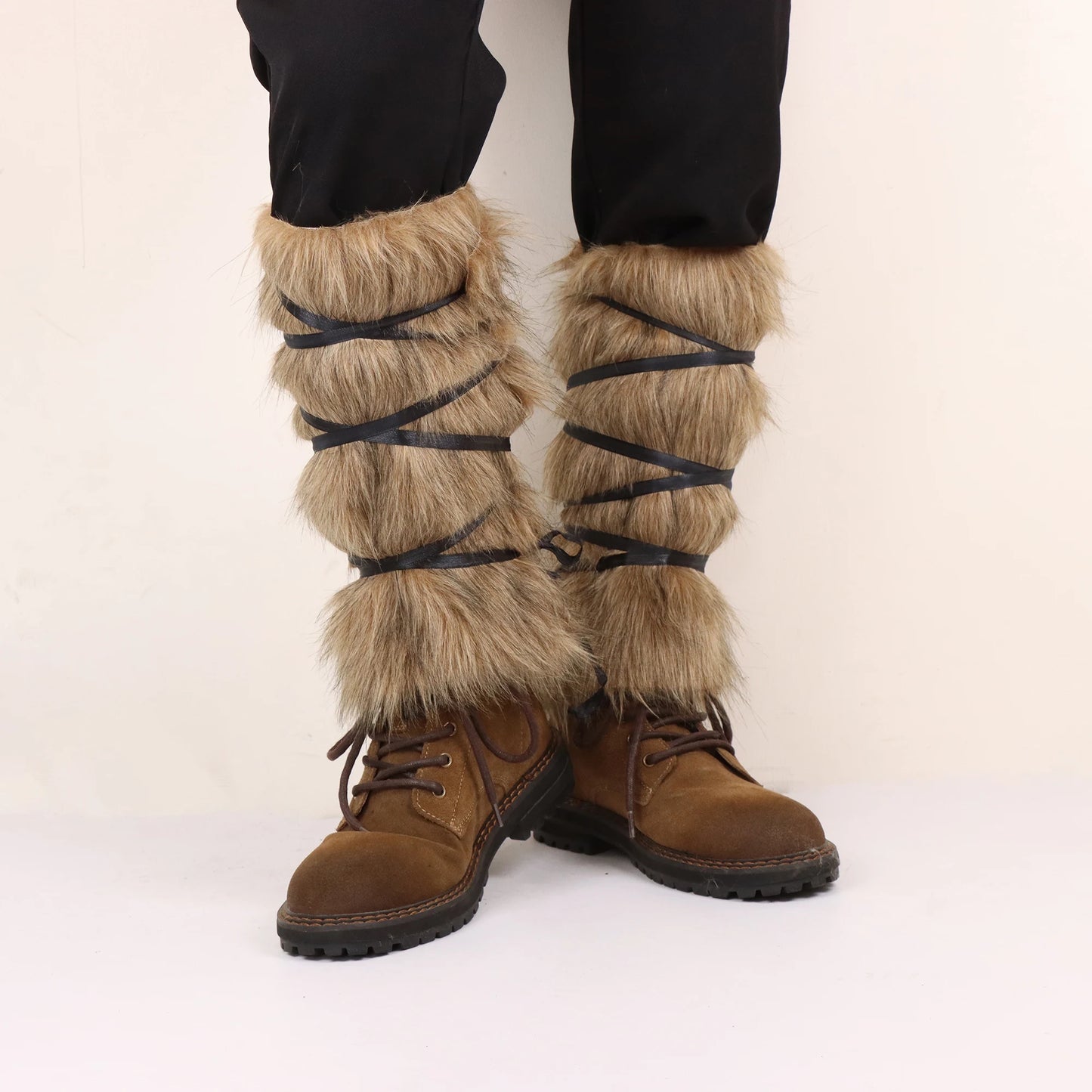 Men's Medieval Imitation Fur Leggings – Warm Furry Boots Cosplay for Vikings, Dress-Up & Personality Accessories