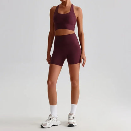 Women's Seamless Yoga Set — Quick-Dry Backless Bra & Booty-Lifting Shorts for Running, Gym & Fitness Workouts