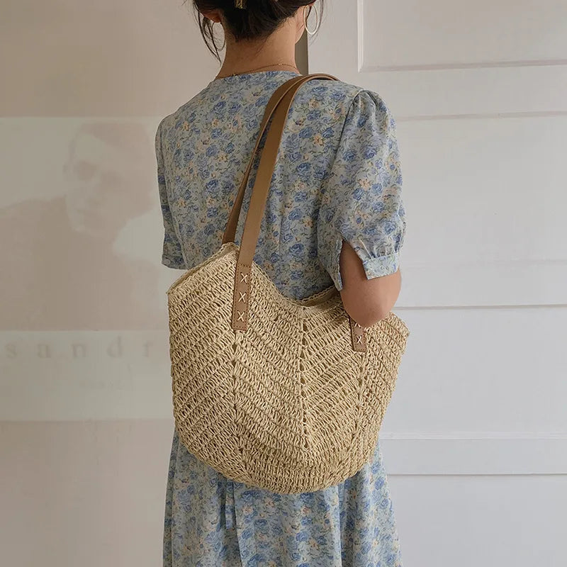 Handmade Woven Straw Beach Bag – Large Capacity Women’s Raffia Shoulder Tote for Summer Travel
