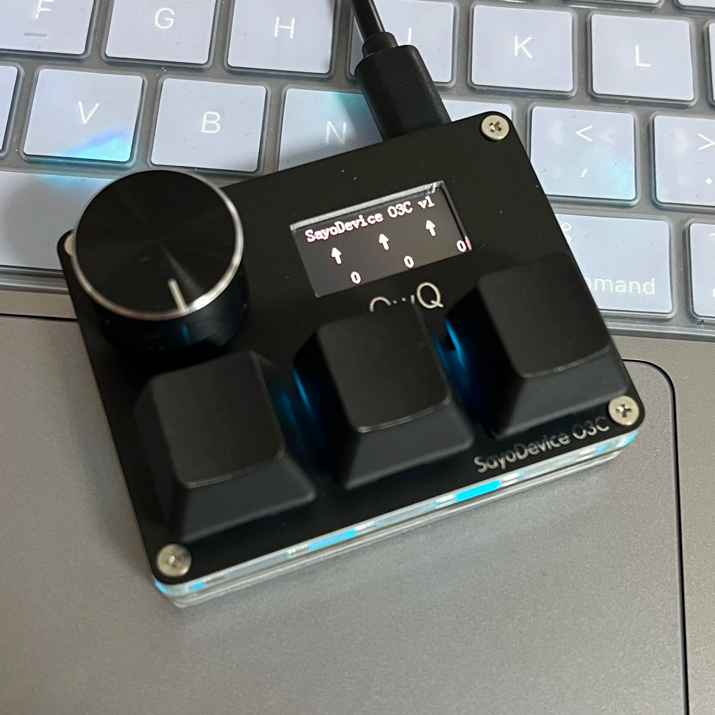 O3C SayoDevice OSU O3C Rapid Trigger Hall Switches – Magnetic Pink Keyboard Switches with Knob, Screen Copy & Paste Shortcut