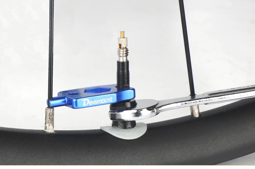 Bicycle Tubeless Presta Valve – Carbon Rim F/V Nipple with Detachable Brass Core & Cap for MTB Tires (40–80mm)