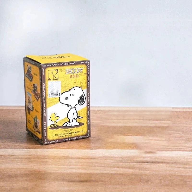 Genuine Snoopy Blind Box Puzzle — Cartoon Scene Building Block Ornaments for Children, Assembled Gift Toy