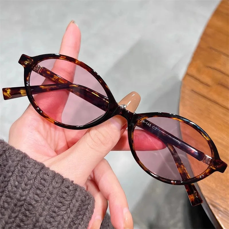 Fashion Oval Retro Sunglasses for Women – Simple Literary Design, Small Frame UV400 Luxury Travel Eyewear