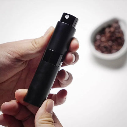 Portable Coffee Beans Dosing Cup Trays: Spray Humidifier Powder for Espresso Grinder - Anti-Fly & Anti-Static Espresso Accessories