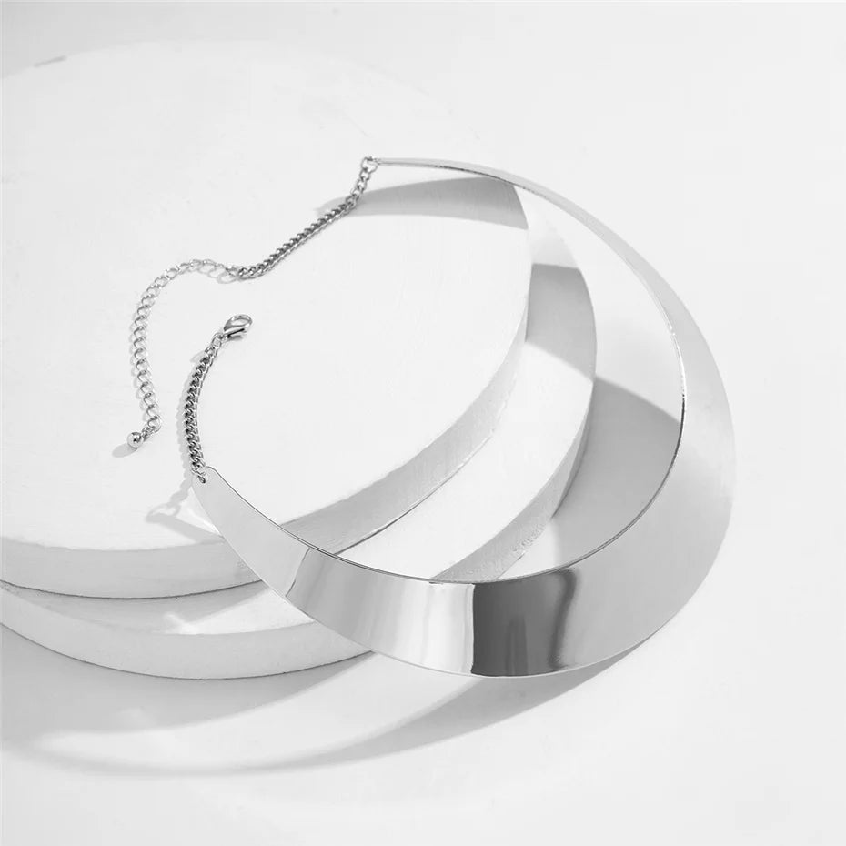 Exaggerated Chunky Metal Wire Choker Necklace – Gold Punk Collar, Wide Smooth Chain, Steampunk Jewelry for Women