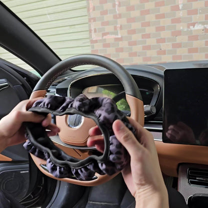 Black Leopard Print Steering Wheel Cover – Non-Slip, Stretchable Car Accessory for Men and Women